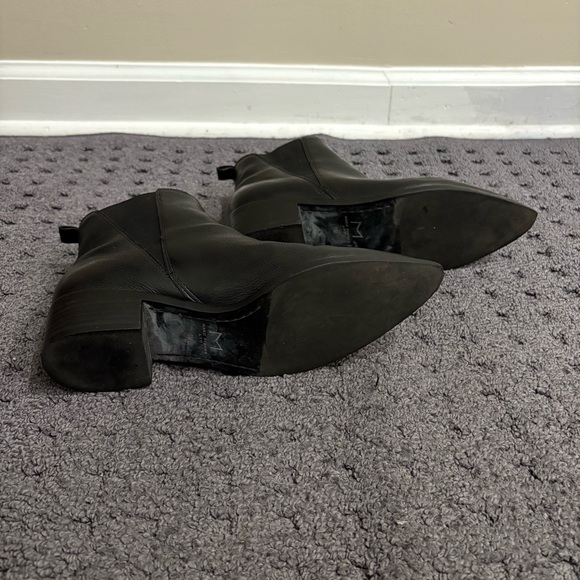 Marc Fisher Myale Black Leather Chelsea Ankle Block Heel Boots, Women Size 6M - Picture 5 of 8